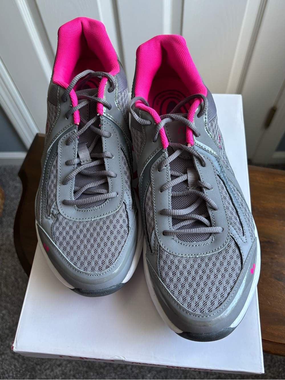 Ryka Dash 3 Gray and Hot Pink Women's Athletic Sneakers. Brand New!!